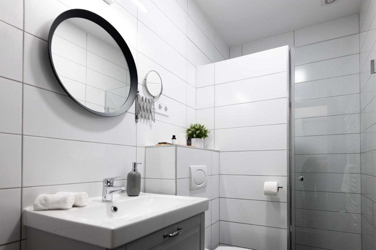 אגר Roomstore Studio Apartments מראה חיצוני תמונה