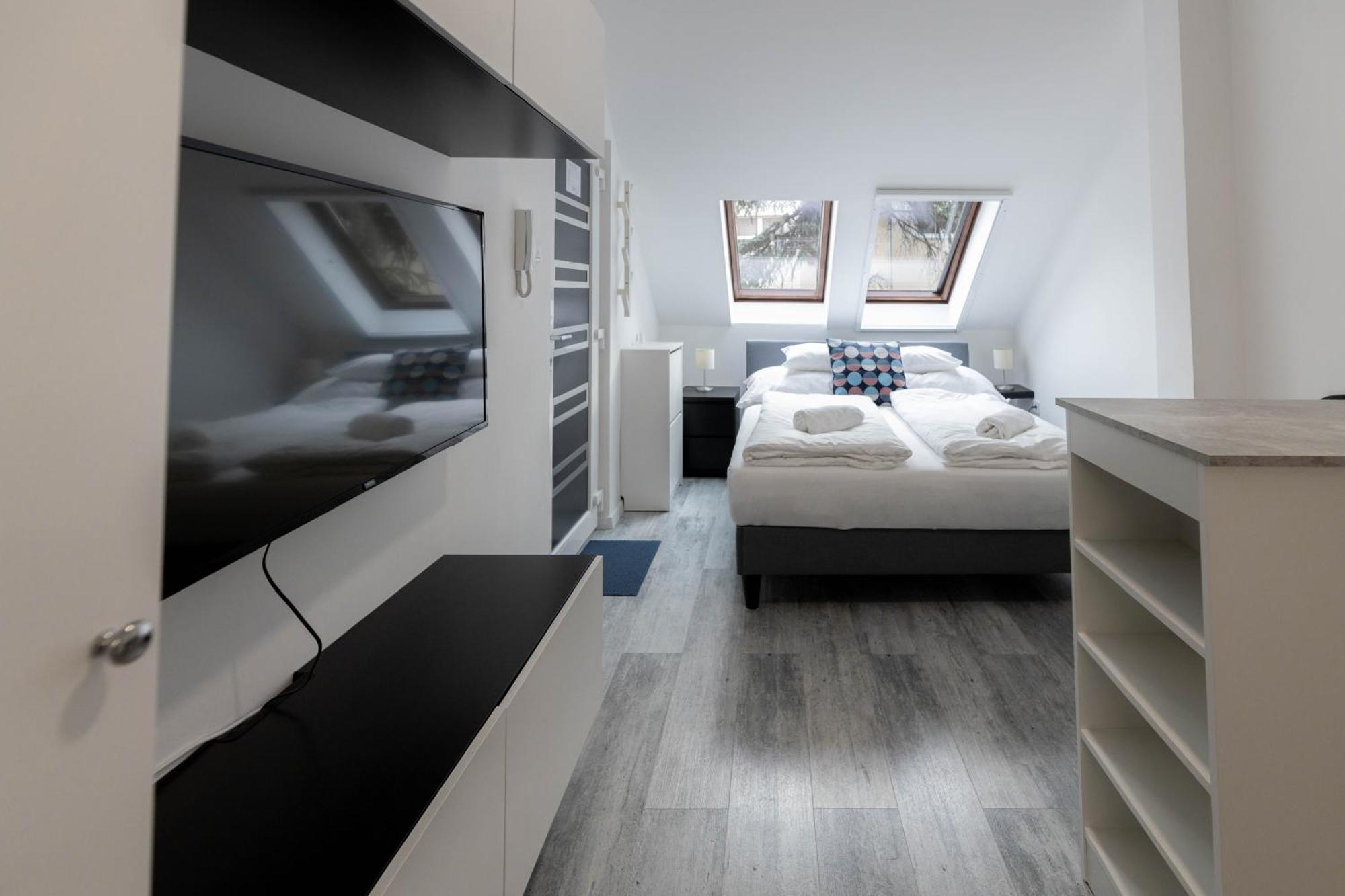אגר Roomstore Studio Apartments מראה חיצוני תמונה