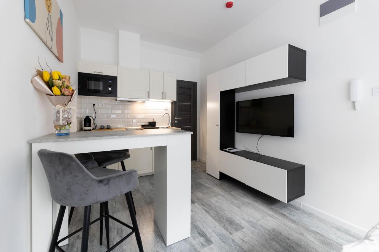 אגר Roomstore Studio Apartments מראה חיצוני תמונה